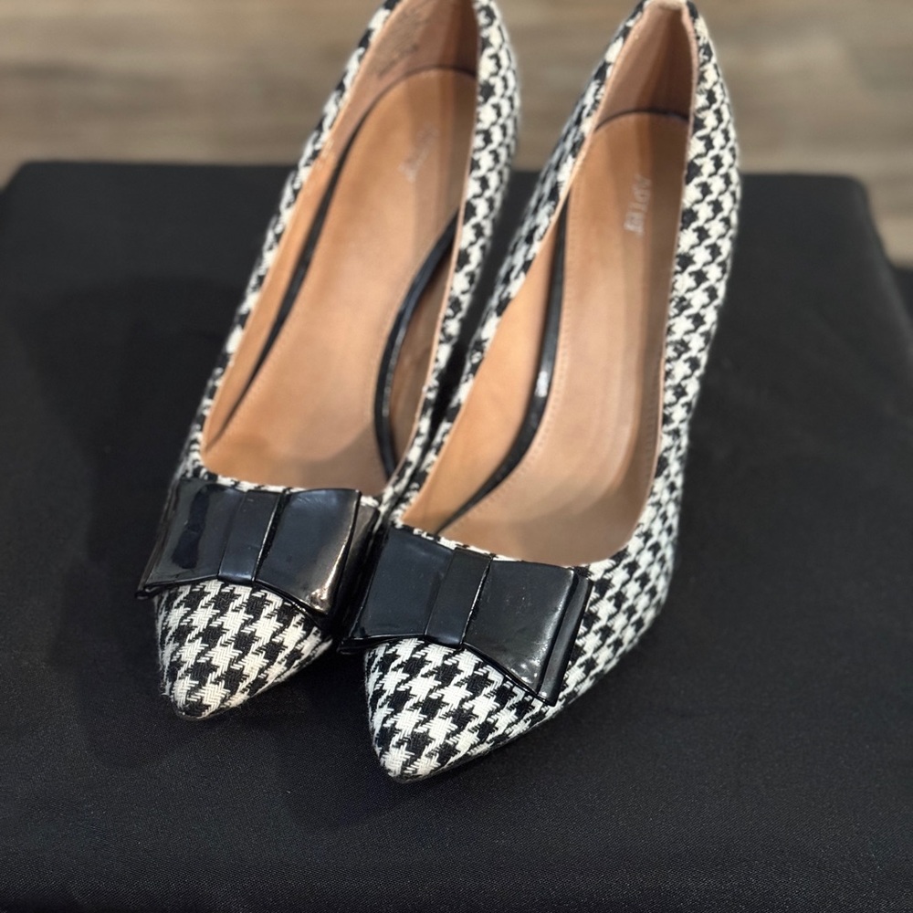 Apt. 9 Black and White Houndstooth Heels